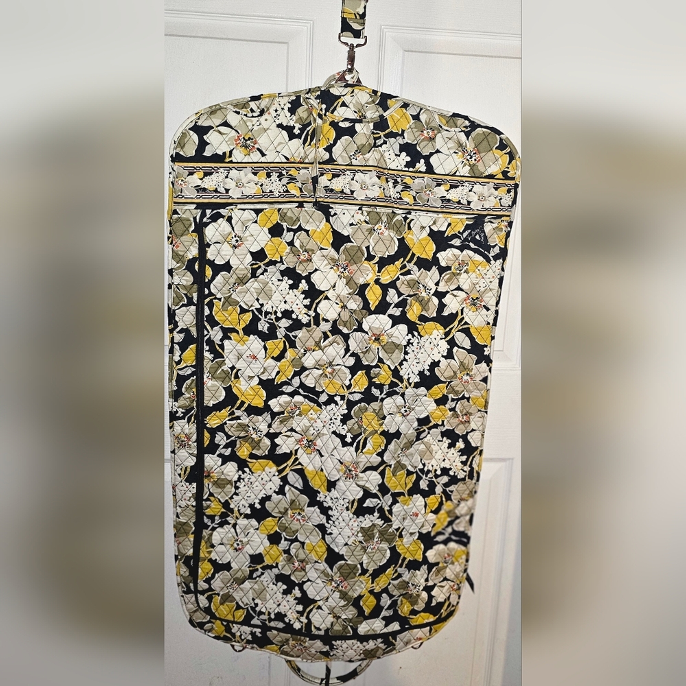 Vera Bradley Dogwood Pattern Garment Bag